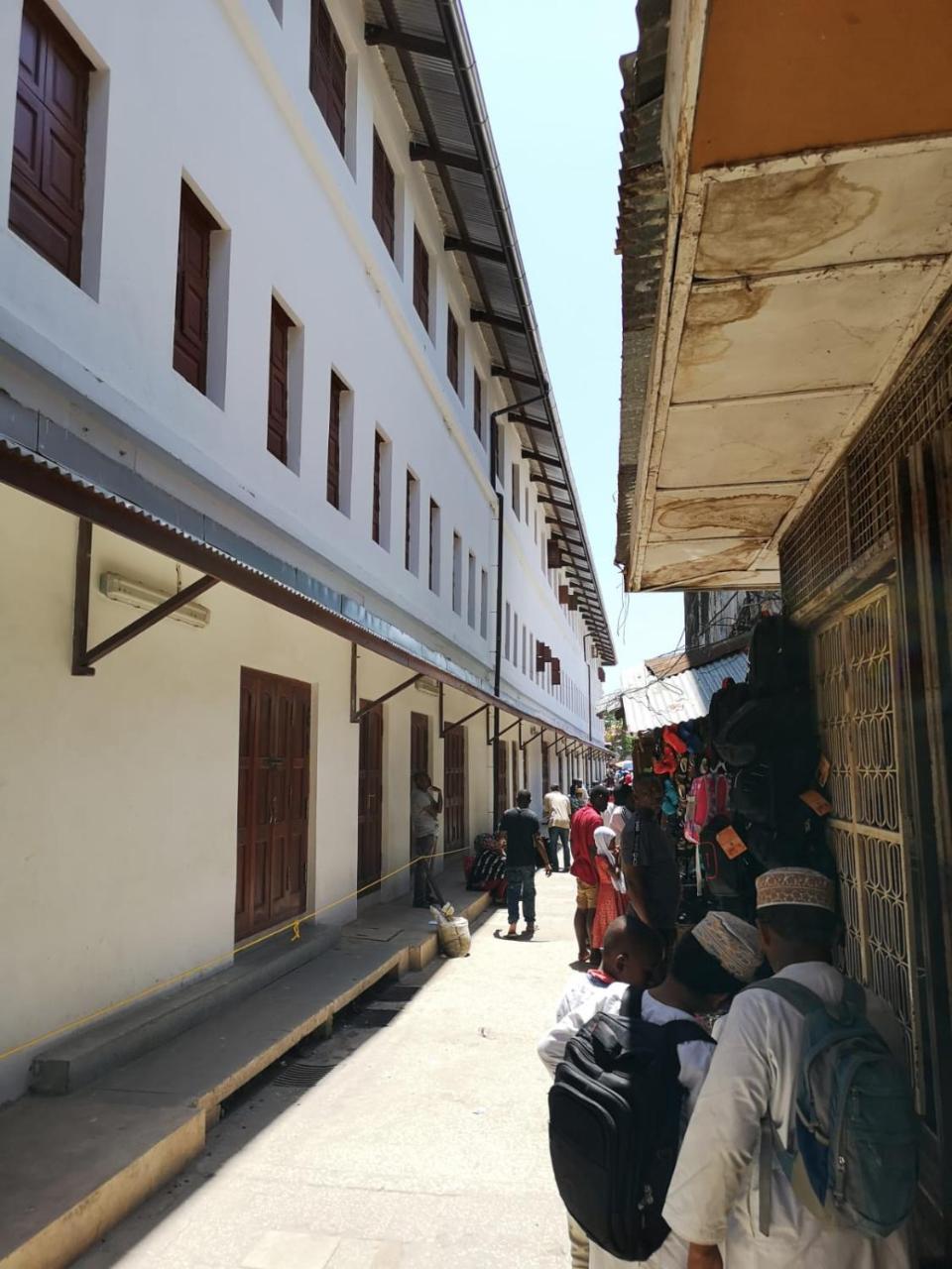 Bottoms Up Hostel Zanzibar Exterior photo